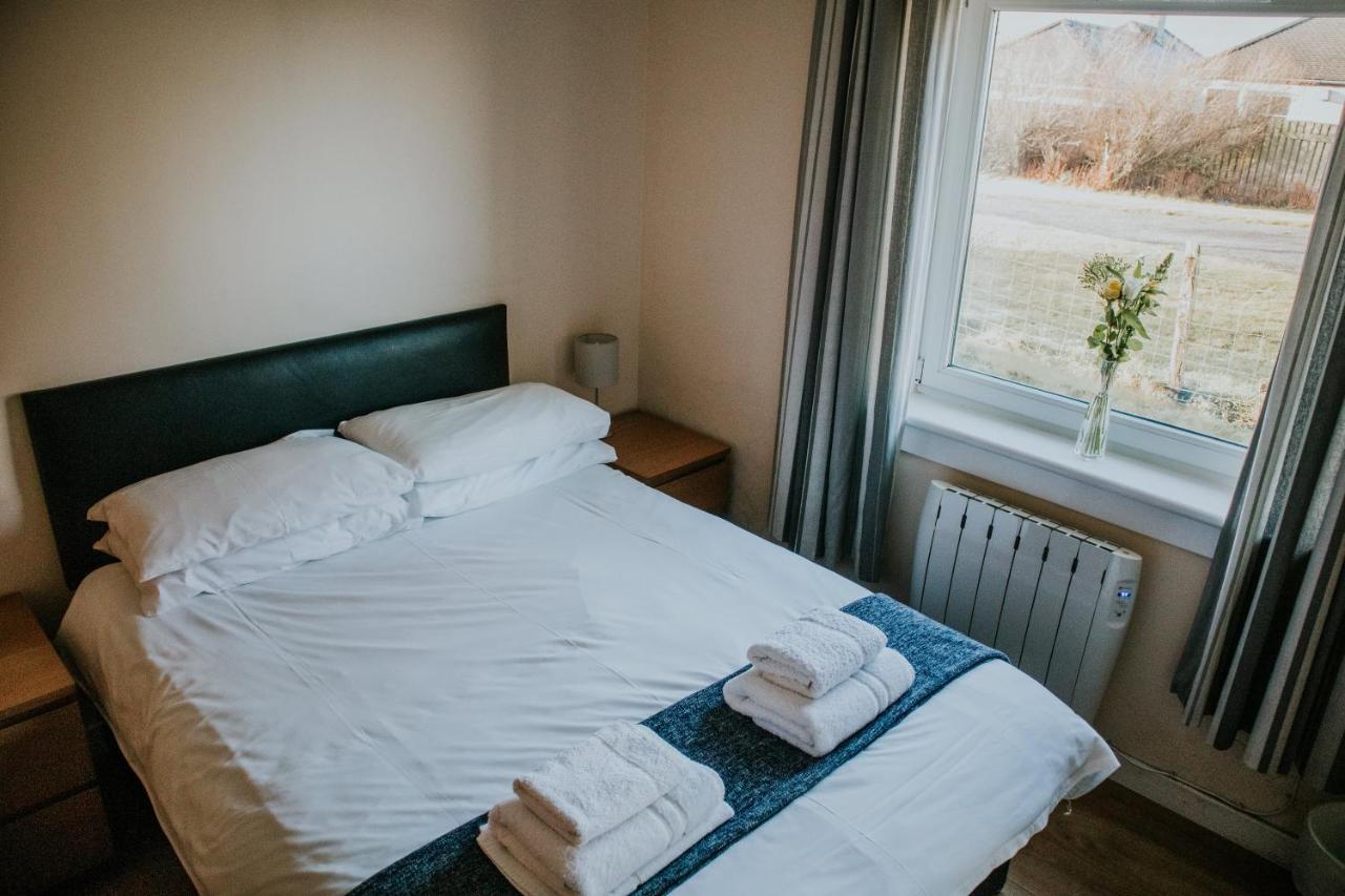 Uist Travel Accommodation Daliburgh  외부 사진