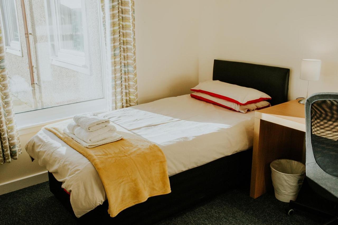 Uist Travel Accommodation Daliburgh  외부 사진