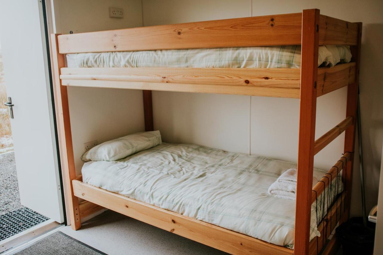 Uist Travel Accommodation Daliburgh  외부 사진